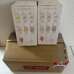 ポップマート　Baby Molly Pocket Friends シリーズぬいぐるみペンダントの画像