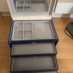 アクセサリーケースの画像