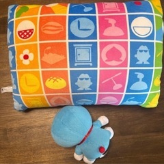 ドラえもん枕＆ぬいぐるみキレイめ＆新品タグ付き7個セットの画像