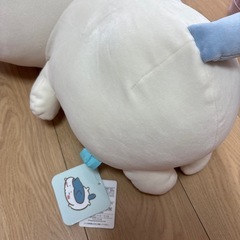 マシュマロみたいな寝そべり抱きぬいぐるみ　ねむねむハチワレ ちいかわの画像