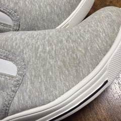 【訳あり】しまむらCLOSSHI SPORTS レディースシューズ グレー Mサイズの画像