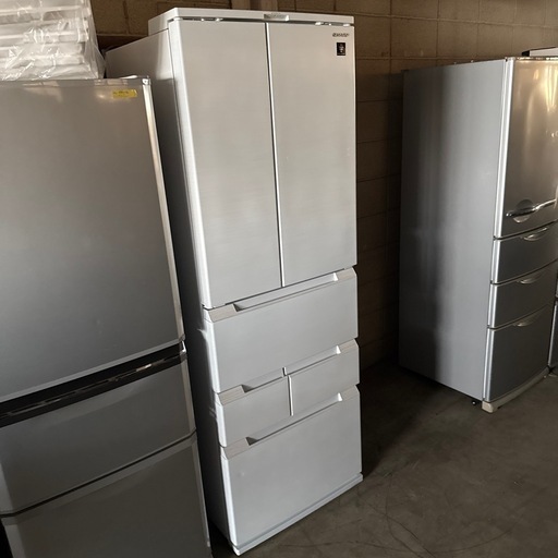 おすすめ！美品 2021年 シャープ　6ドア冷凍冷蔵庫 SJ-FA46H 省エネ 263kw/年　配達応談 無線LAN内蔵