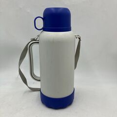 【長期保管品】1.5L専用 ペットボトルクーラー 丸型/角型ボトルOK 保冷剤欠品 アウトドア 野外活動 ブルー 1点の画像