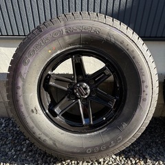 285/70R17 スタッドレスタイヤ　4本の画像