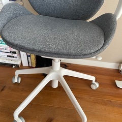 IKEAのオフィスチェアの画像
