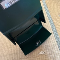 鍵付きポスト 大型サイズの画像