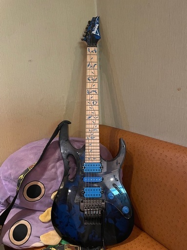 Ibanez （ アイバニーズ） JEM77P-BFP スティーヴ・ヴァイ モデル