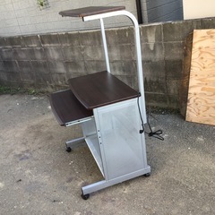 使い方色々‼️PCデスク❗️の画像
