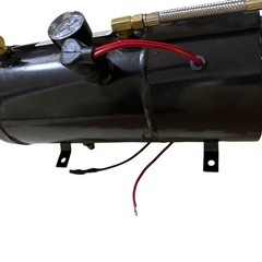 【送料込み】12v エアーコンプレッサー　ヤンキーホーンの画像