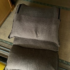 🉐座椅子の画像