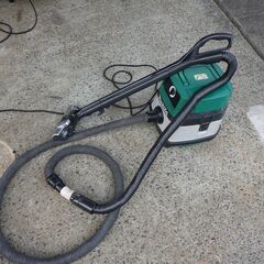 マキタ　業務用掃除機　M442の画像