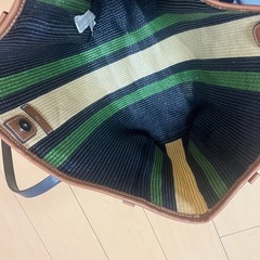 ZARAトートバックの画像