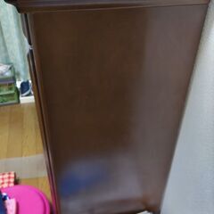 家具　ガラス扉　の画像