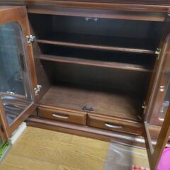 家具　ガラス扉　の画像