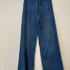 ZARA デニム　ジーンズの画像