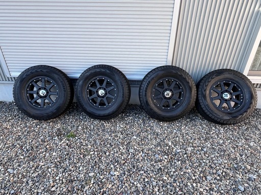 美品！プラド FJ サーフ ハイラックス スタッドレス　ヨコハマ　4本セット