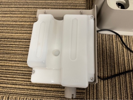 セラミックヒーターファン　加湿機能付き　人感、室温センサー付　大風量1200w