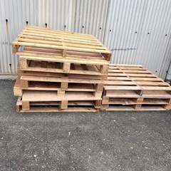 パレット　木製パレット　DIYの画像
