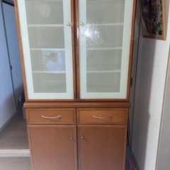 食器棚の画像