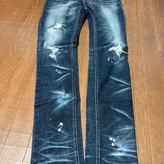 まとめてお得🉐ジーンズ5点、革ジャケット1点、革ベスト1点、ベルト2点の画像