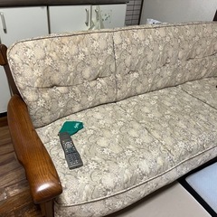 カリモク ソファの画像