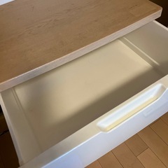 【無料】4段衣装ケースの画像