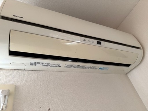 （交渉中）東芝 エアコン 4台セット（室外機付き）取り外し・引き取りできる方限定