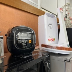 ⭐️3.5合炊き炊飯器　コンパクト　一人暮らしにの画像