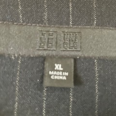 UNIQLO スーツジャケットの画像