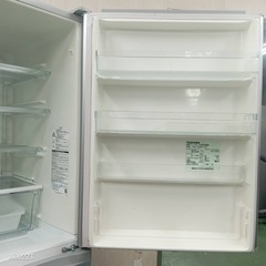 14 J019 設置まで対応   訳あり特価品　自動製氷機能付き　大型冷蔵庫　363Lの画像