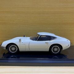 1/18ミニカー オートアート製TOYOTA2000GTの画像