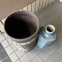 傘立てとつぼ壺の画像
