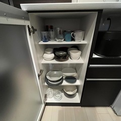 食器棚の画像