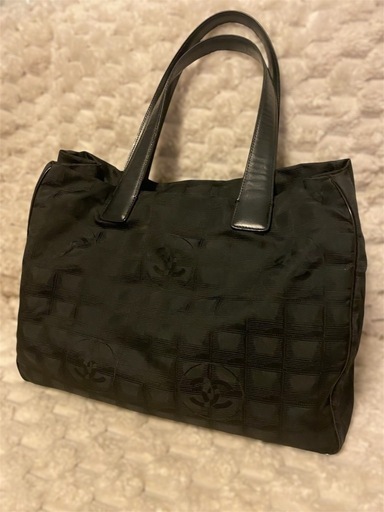 CHANEL ニュートラベルラインMM