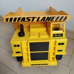 中古／大型ダンプカー（おもちゃ）の画像