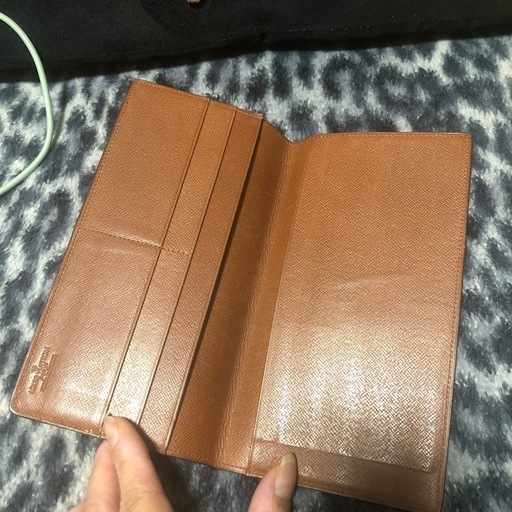 新品同様⭐︎ルイヴィトンお札入れ長財布♡本物