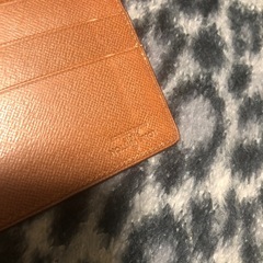 新品同様⭐︎ルイヴィトンお札入れ長財布♡本物の画像
