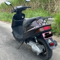 アドレスv100 11型の画像