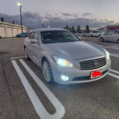 極美車！フーガハイブリッド　3.5 vipの画像