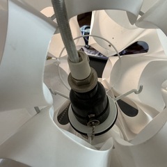 ペンダントライト💡おしゃれ🖤インテリア✨照明器具フラワー型🌼ニトリ丸型北欧照明汚れあり💦白の画像
