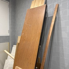 テーブルの廃材の画像