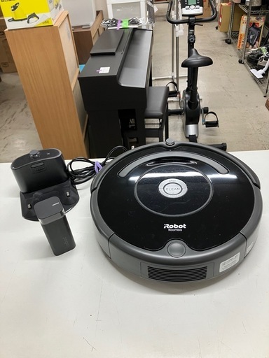 2510-204 iRobot Roomba ルンバ モデル627 2017年製 通電確認済み ※付属品全てそろっているか不明 中古