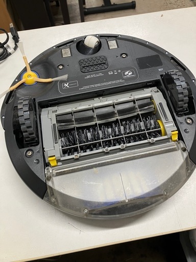 2510-204 iRobot Roomba ルンバ モデル627 2017年製 通電確認済み ※付属品全てそろっているか不明 中古