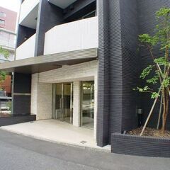 【表参道駅】【月約5万円】【週4.5日×朝2時間】マンション清掃/未経験者可～日払い可(表参道4)の画像