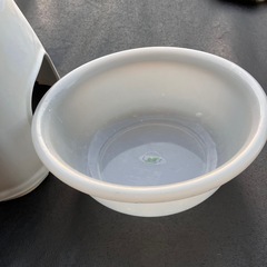 無料　汚れてます　風呂椅子と桶セットの画像