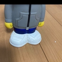 A BATHING APE アベイシングエイプ シャーク　貯金箱の画像