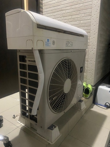 6畳用 エアコン 室外機 2023年製