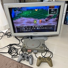 PlayStation 本体 + ゲームソフト6本付きの画像