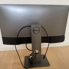 Dell 27インチ　モニター　U2721DEの画像