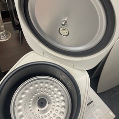 【中古】¥7000 タイガー5.5合炊き　炊飯ジャー　2024年製
【IJ61】の画像